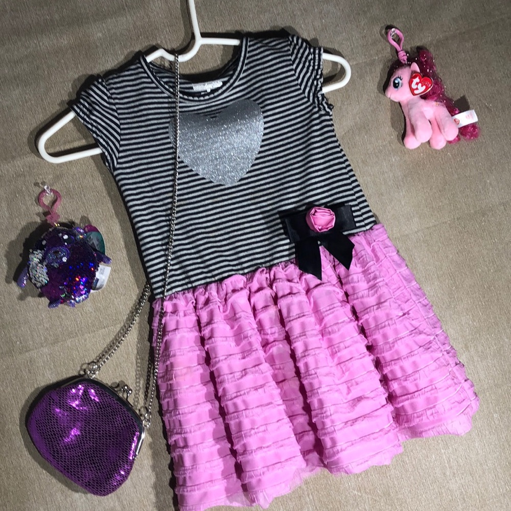 4/$20 ✅ Pretty & Pink Dress!